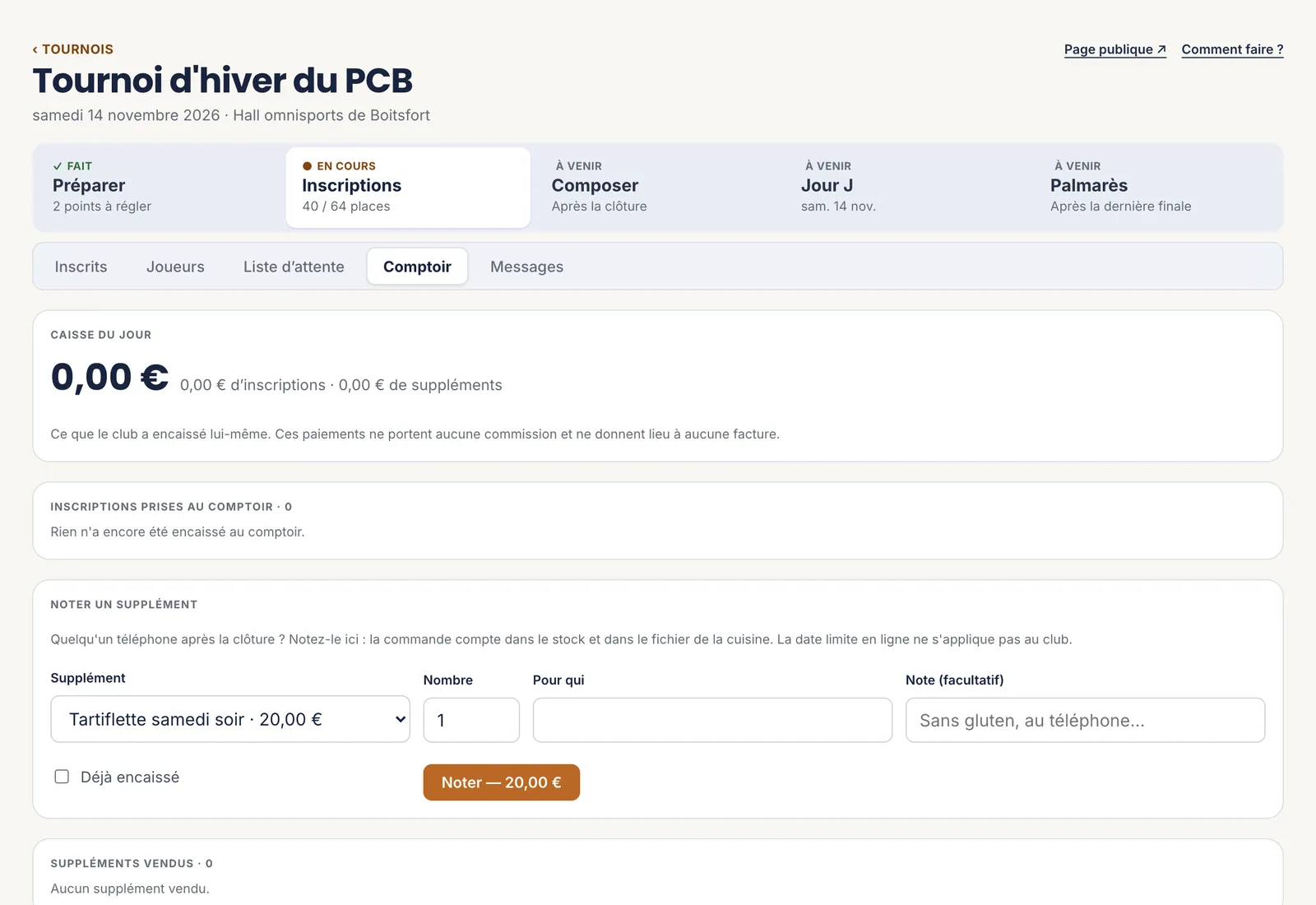 L’onglet Comptoir&nbsp;: la caisse du jour, les inscriptions prises au comptoir, et le formulaire Noter un supplément
